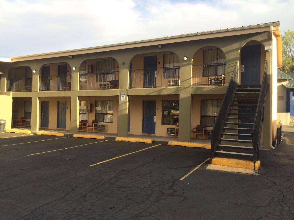 Bestway Inn Ruidoso Downs Ngoại thất bức ảnh