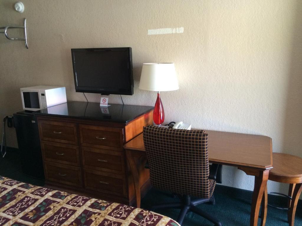 Bestway Inn Ruidoso Downs Phòng bức ảnh